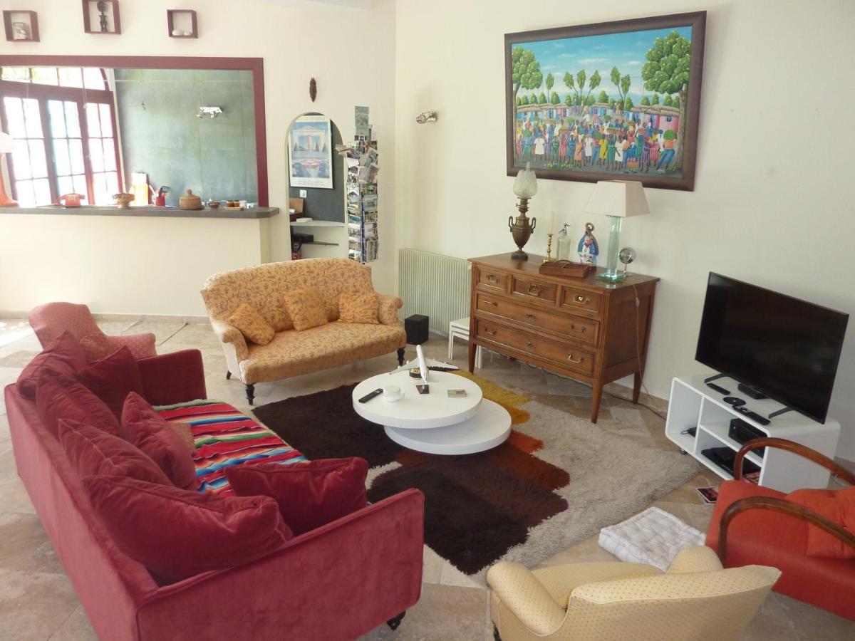 Beaux Chenes Bed & Breakfast เนรัค ภายนอก รูปภาพ